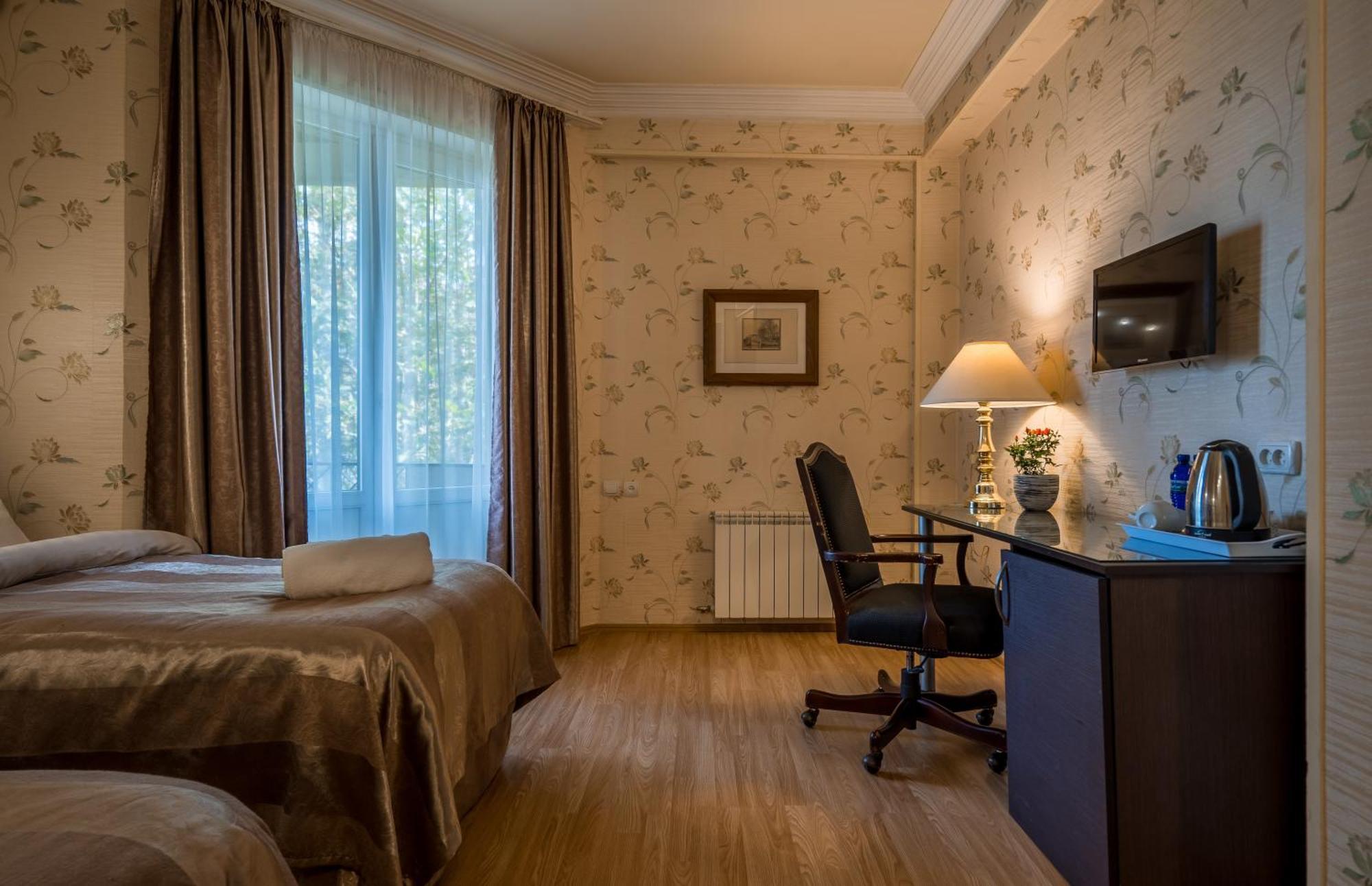 Iliani Hotel Tbilissi Extérieur photo