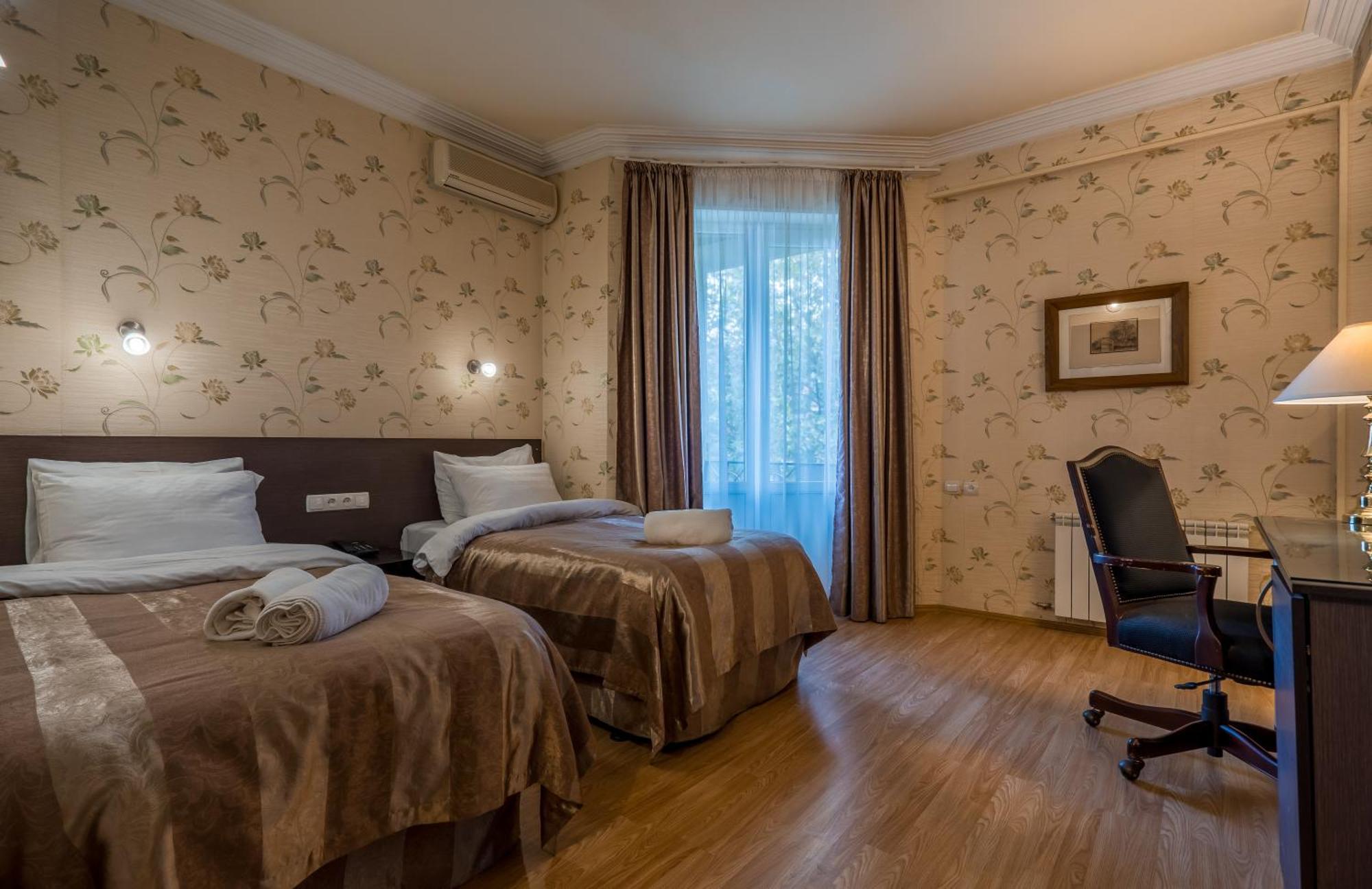 Iliani Hotel Tbilissi Extérieur photo