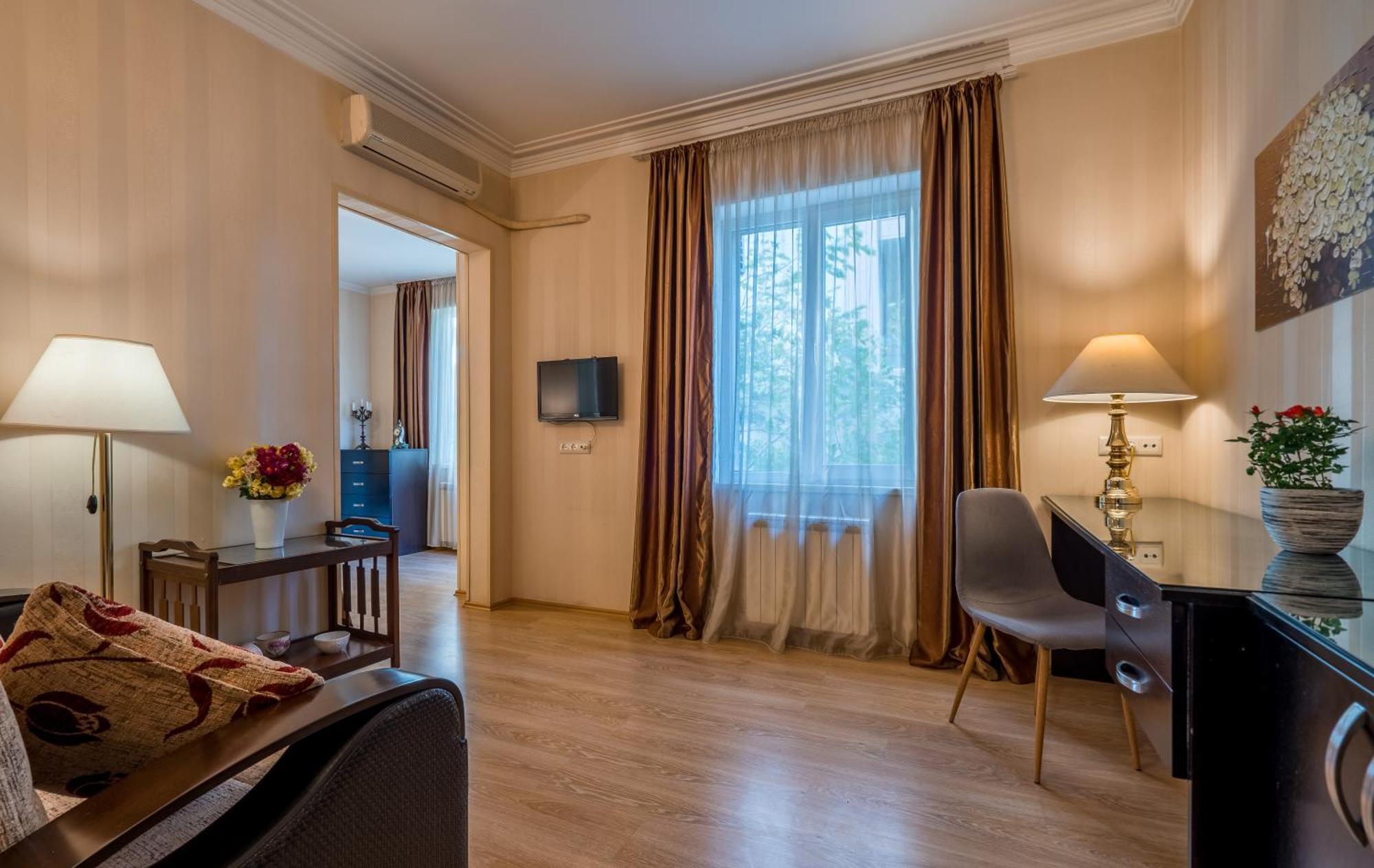 Iliani Hotel Tbilissi Extérieur photo