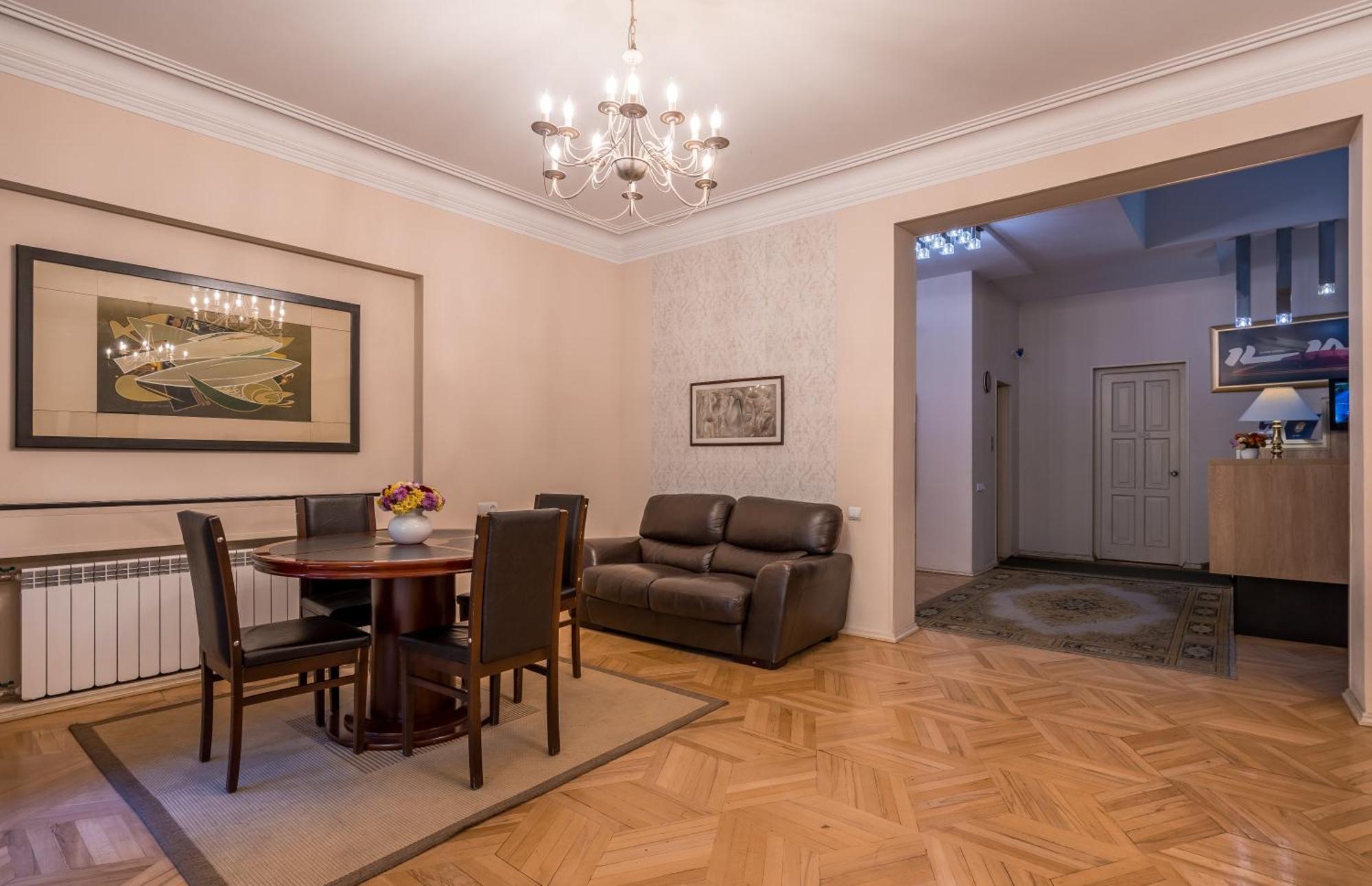 Iliani Hotel Tbilissi Extérieur photo
